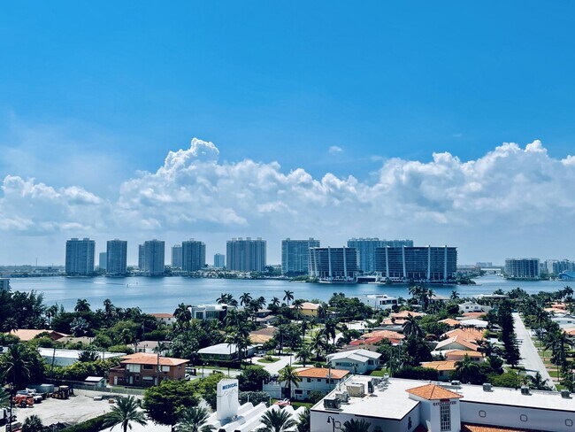 Building Photo - 18683 Collins Ave