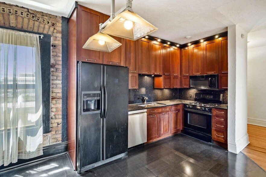 Foto principal - 11 S 12th St