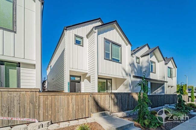 Photo - 16326 NE 20th St House