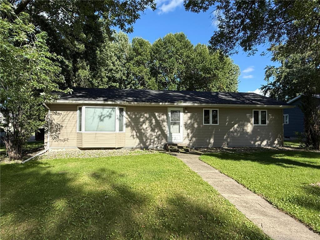 Foto principal - 248 7th St N