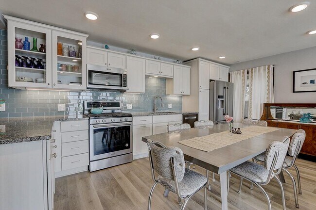 Foto del edificio - 1219 Rutledge St