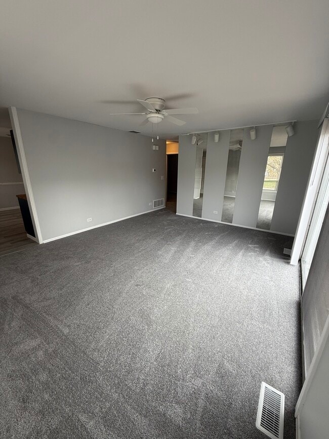 Building Photo - 20137 S Hampton Ct