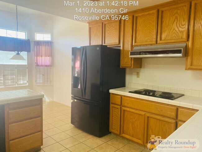 Foto del edificio - East Roseville Home