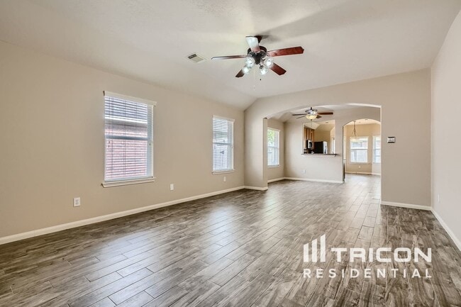 Building Photo - 11007 Overland Trail Dr