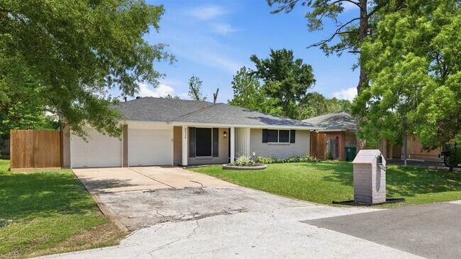 Building Photo - 8526 Cedel Dr