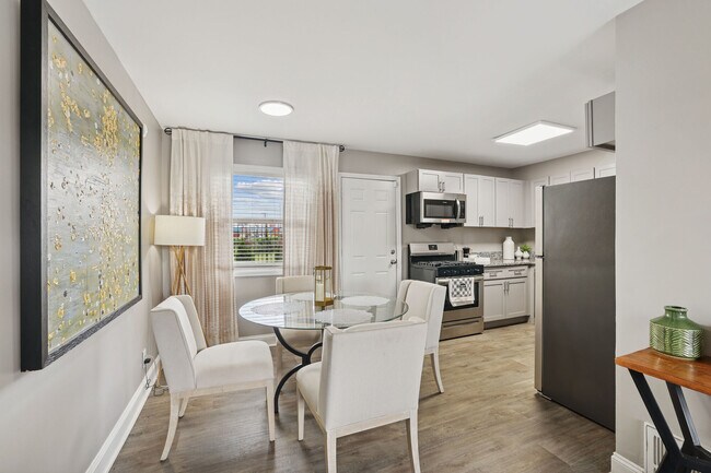 Building Photo - The Kensington