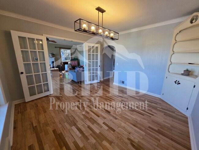 Foto del edificio - Charming Charleston Classic close to PSNS!