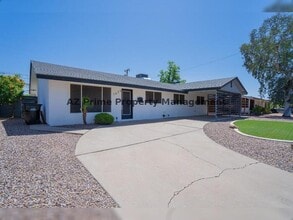 Building Photo - 3625 Hayden Rd