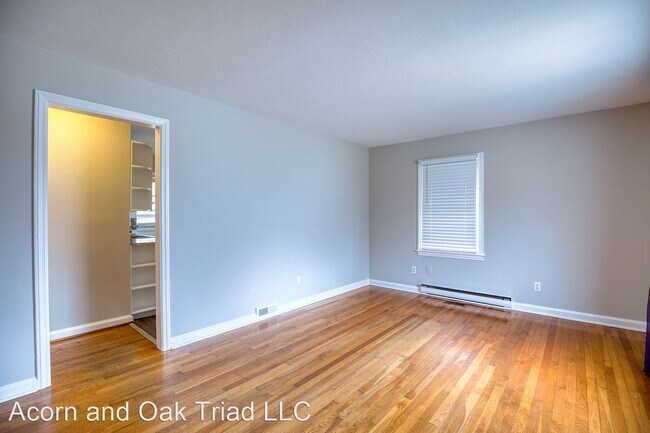 Building Photo - 2 br, 1 bath House - 3710 West Ave