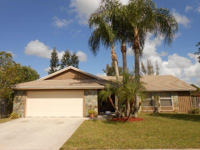 Primary Photo - 1024 Larch Way