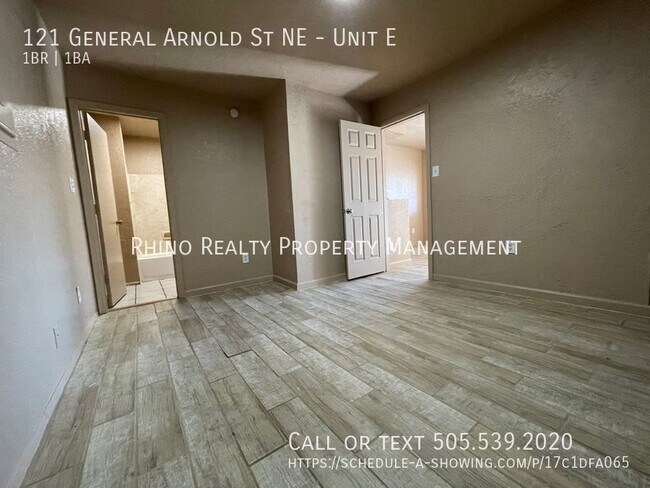 Foto del edificio - 1st Month Rent Free! Lovely 1 Bedroom, 1 B...