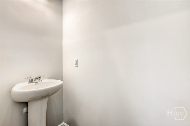 Building Photo - 3 Scout Ct