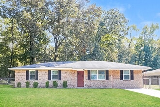 Building Photo - 458 Sheraton Dr