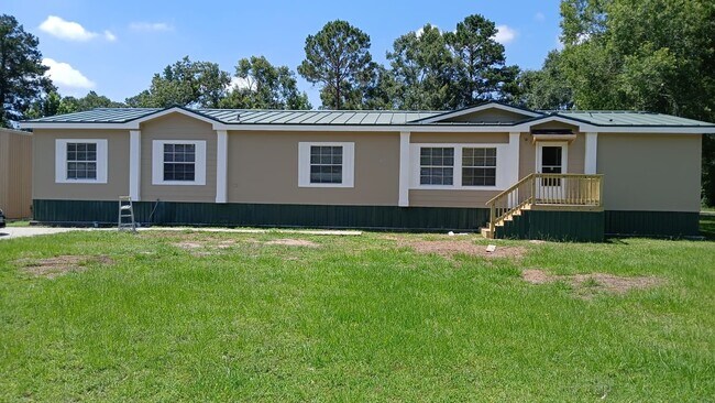 Foto del edificio - 15641 Deer Glen Ln