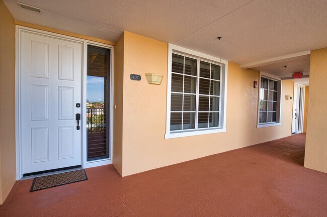 Building Photo - Annual Unfurnished 2 Bedroom 2 Bathroom wi...