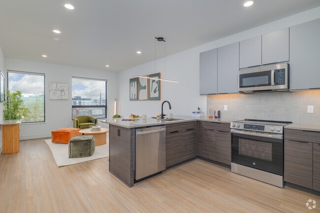 1BR, 1BA - 649SF - Kitchen/Living Room - Glassworks Apartments