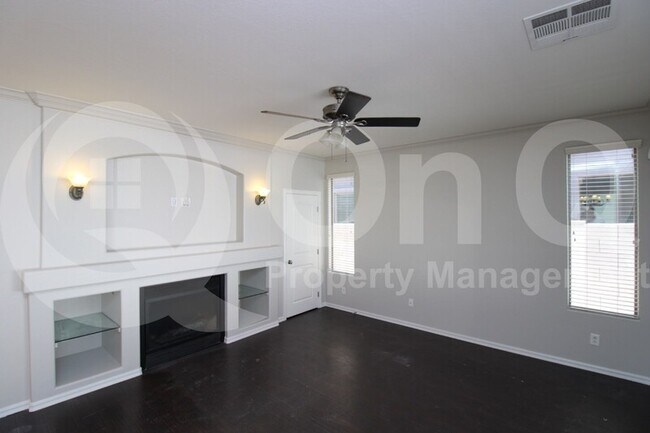 Building Photo - 18860 E Swan Dr