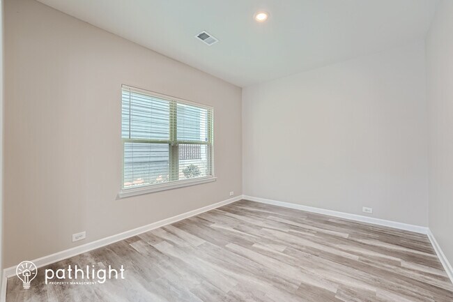 Building Photo - 3966 Lake Manor Way, Atlanta, GA, 30349