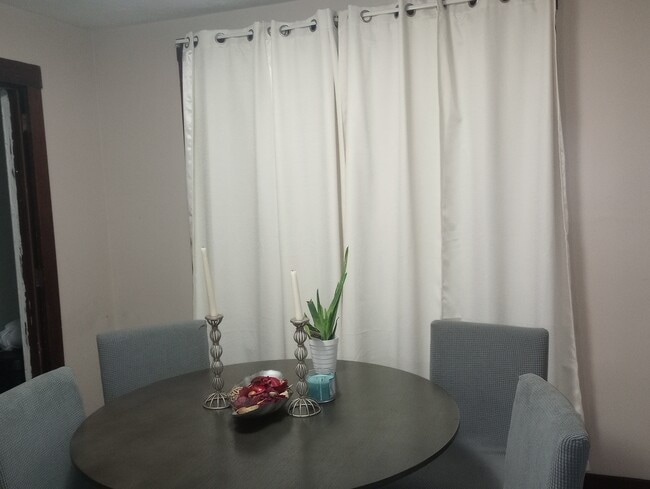 Photo - 1624 Cedar St House