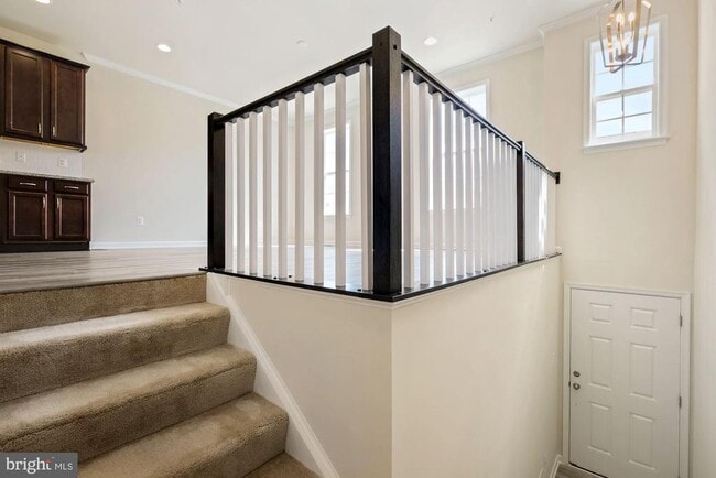 Building Photo - 5986 Passend Dr