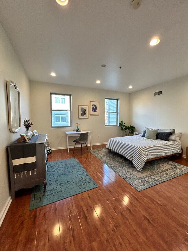 Dormitorio - 2224 Martha St