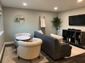 Building Photo - 10133 Patterson St S