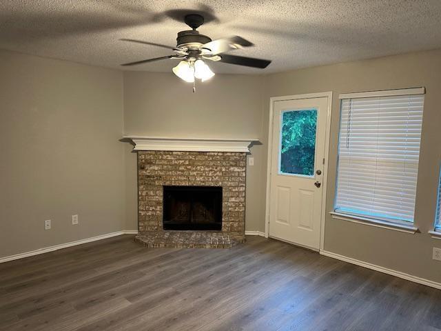 Building Photo - 2424 Rolling Ridge Dr