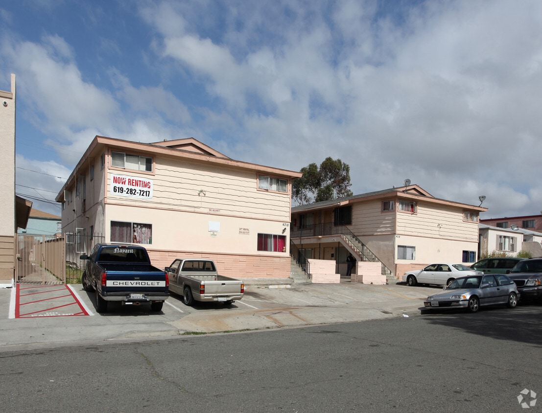 Building Photo - 49th Street Apartments