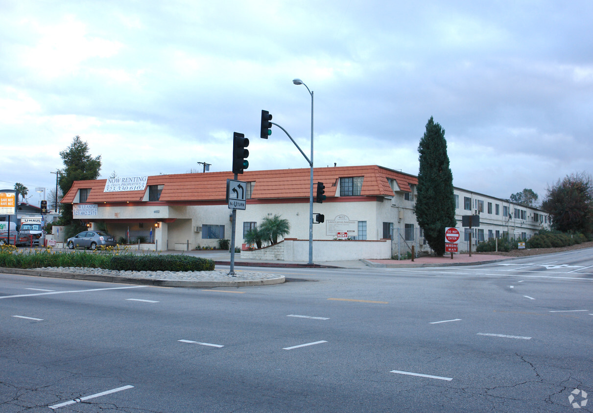 Building Photo - Laurel Canyon Apartments