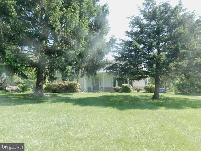 Building Photo - 316 Witmer Rd