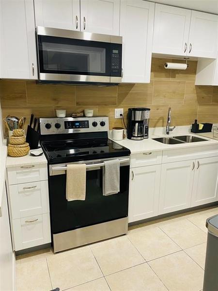 Foto del edificio - 1470 NE 125th Terrace