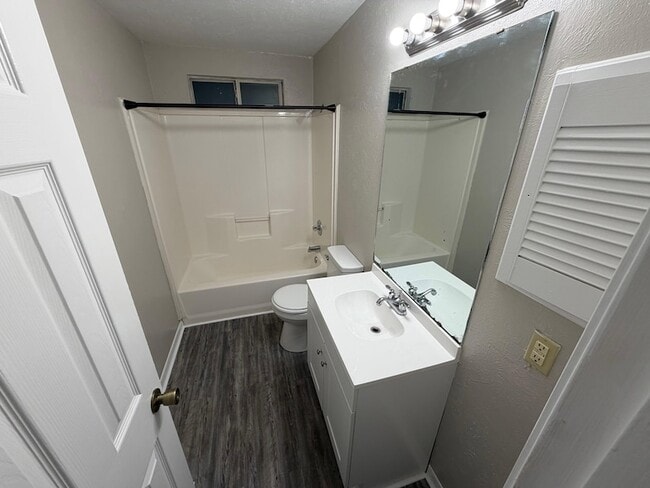 Foto del edificio - 516 Jones St