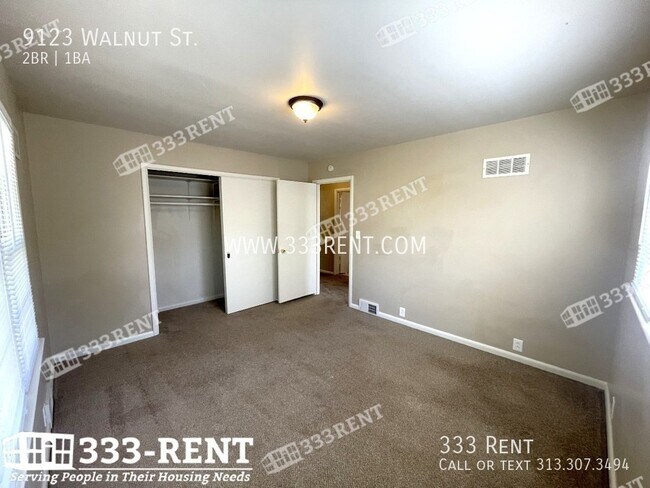 Building Photo - 9123 Walnut St