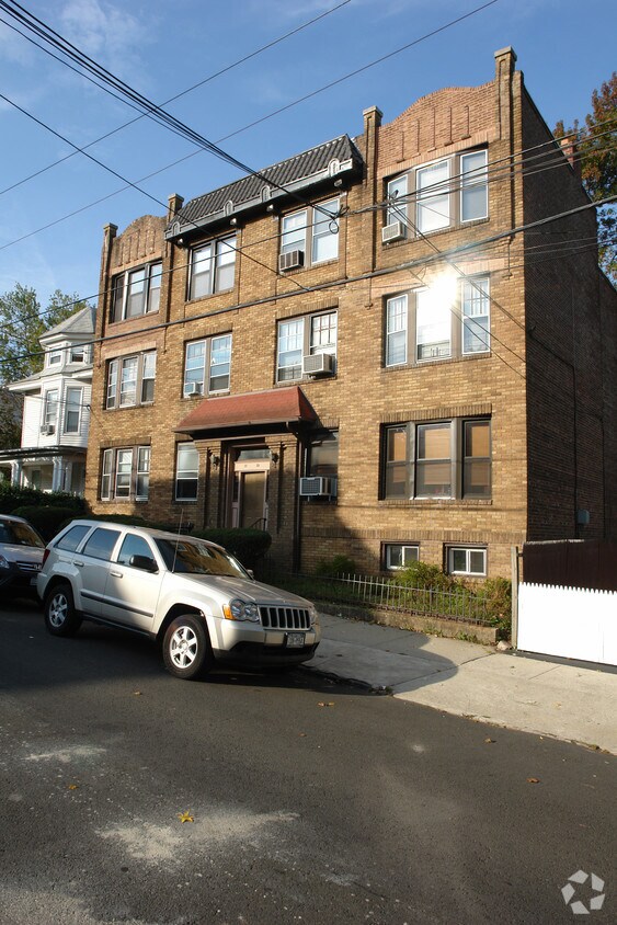 Primary Photo - 37-39 Sherman Ave