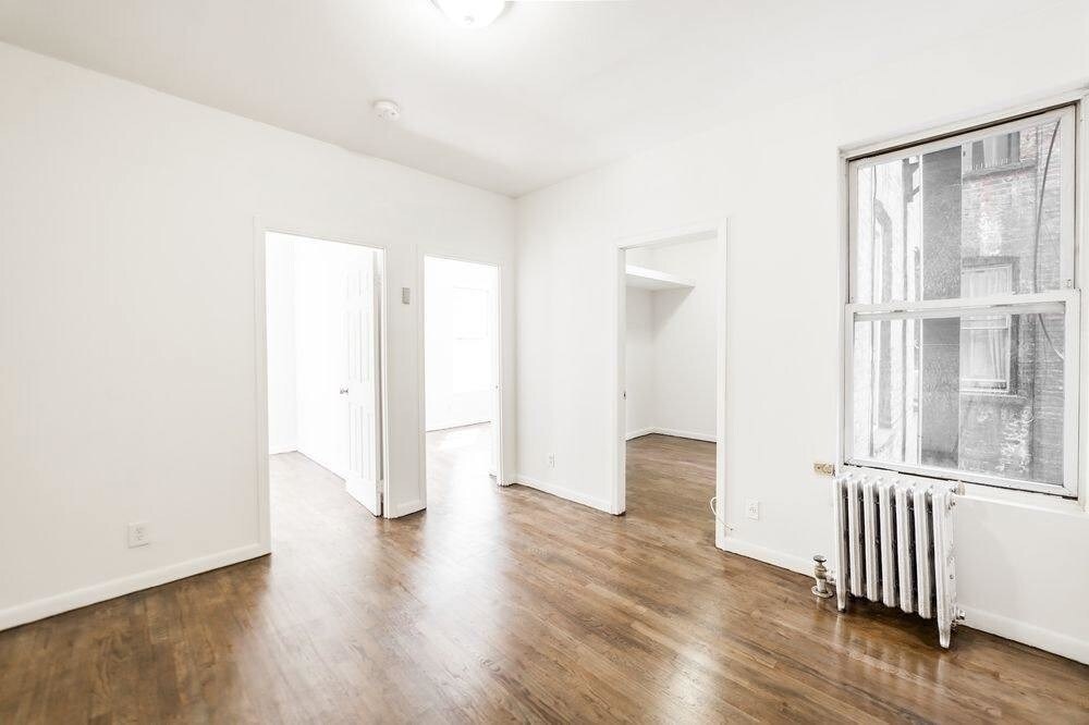 Foto principal - 163 E 92nd St