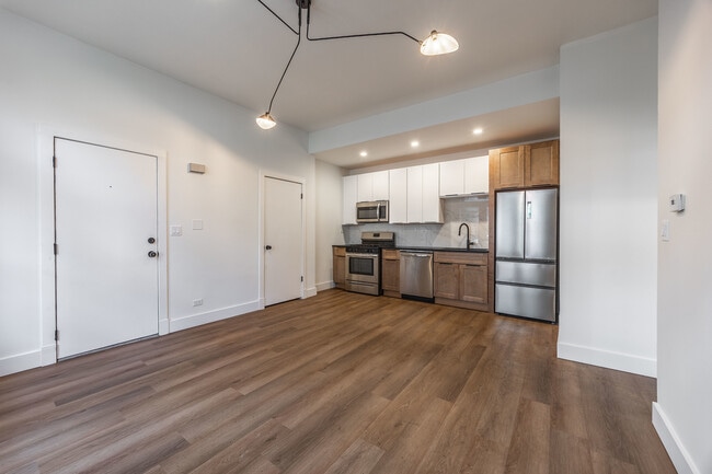 Building Photo - 1456 N Kedzie Ave