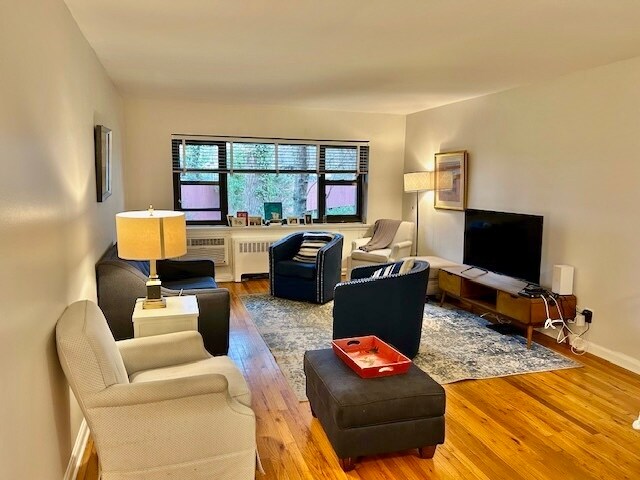 125 B4 sala de estar espaciosa 1 cama - Rye Village Apartments