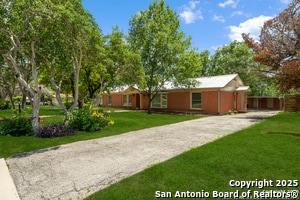 Building Photo - 117 Danube Dr