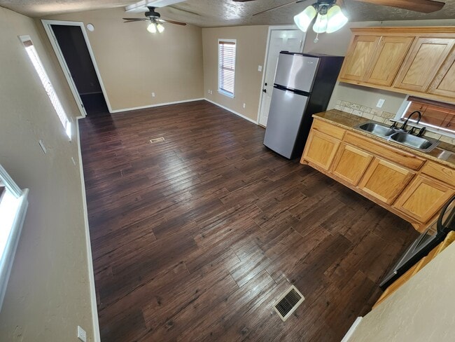 Foto del edificio - 19043 County Rd 1567