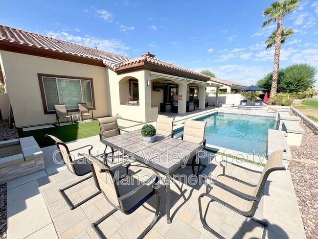 Building Photo - 80734 Camino Santa Elise