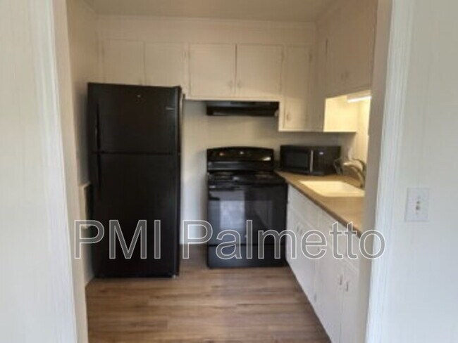 Foto del edificio - 1216 Chevis St