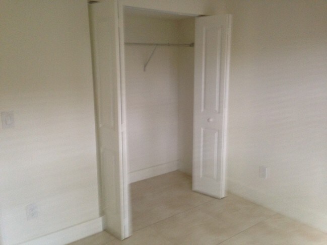 Folleto del Centro Intermontano_22/04/2020 - 14933 SW 104th St