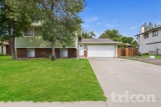 Building Photo - 2240 27th Ave Ct