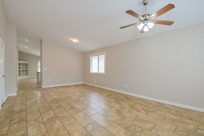 Foto del edificio - 10231 E Desert Crossings Way