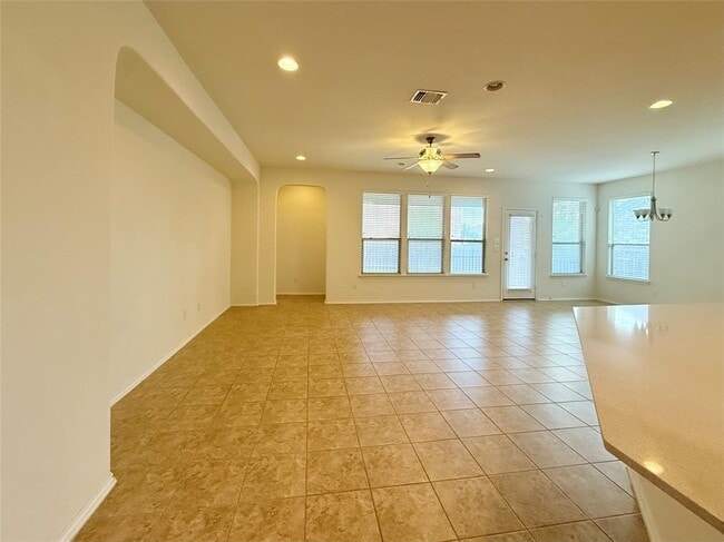 Foto del edificio - 1140 Yellow Iris Rd