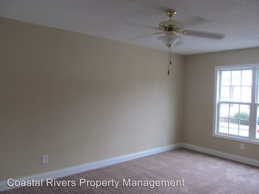Building Photo - 960 N Respess St