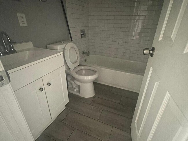 Foto del edificio - 16 River St