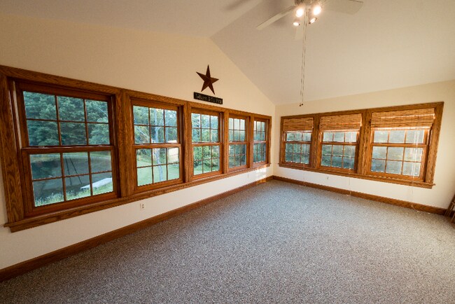 Building Photo - 6861 Gannett Hill Rd