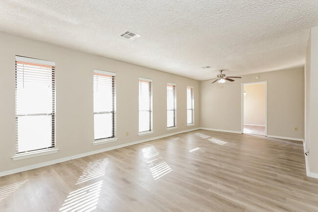 Foto del edificio - 8220 NW 112th Terrace