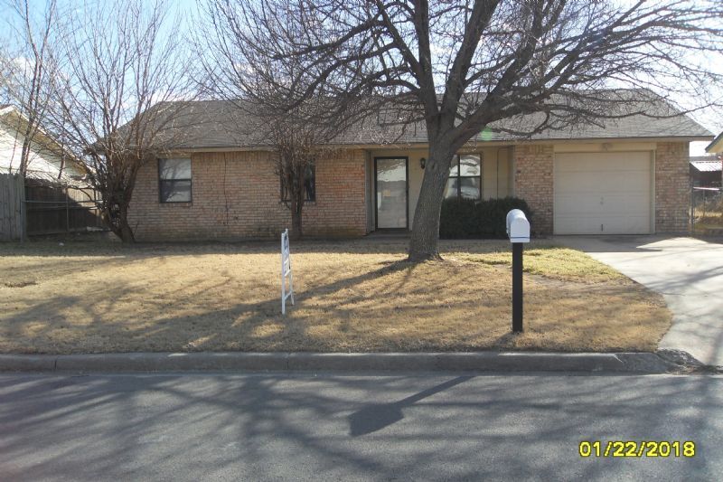 Primary Photo - 112 E B Ave